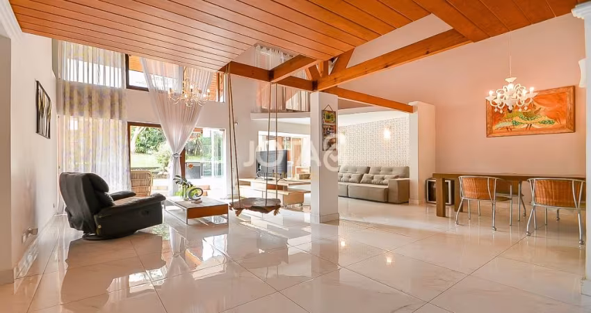 CASA NO BIGORRILHO, COMERCIAL OU RESIDENCIAL!