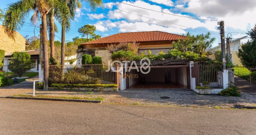 CASA TÉRREA EM RUA CALMA NO BOTÂNICO