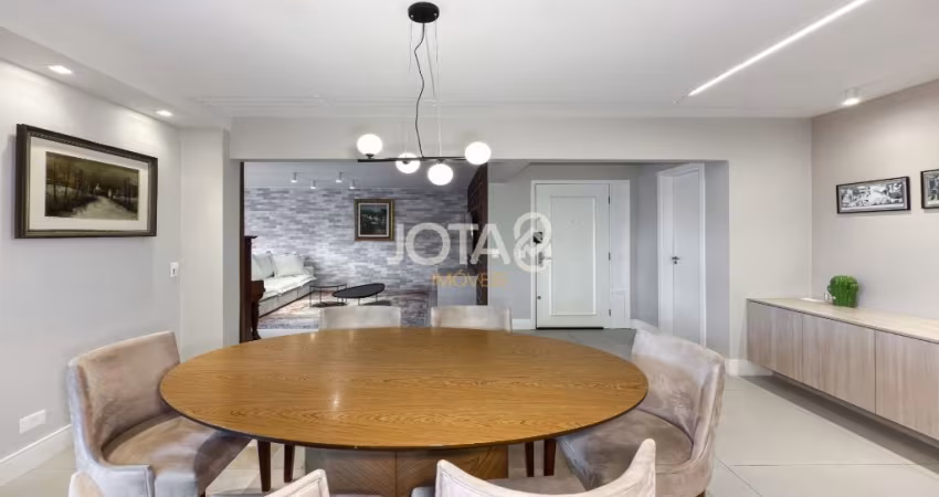 CONFORTO, SILÊNCIO E MUITO SOL: 156 M² NAS MERCÊS