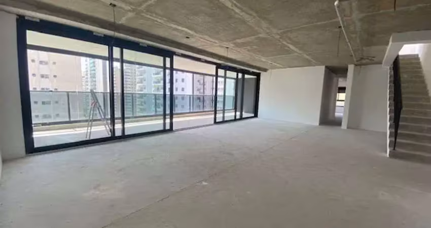 Cobertura duplex NOVA para venda possui 450 metros quadrados com 3 quartos