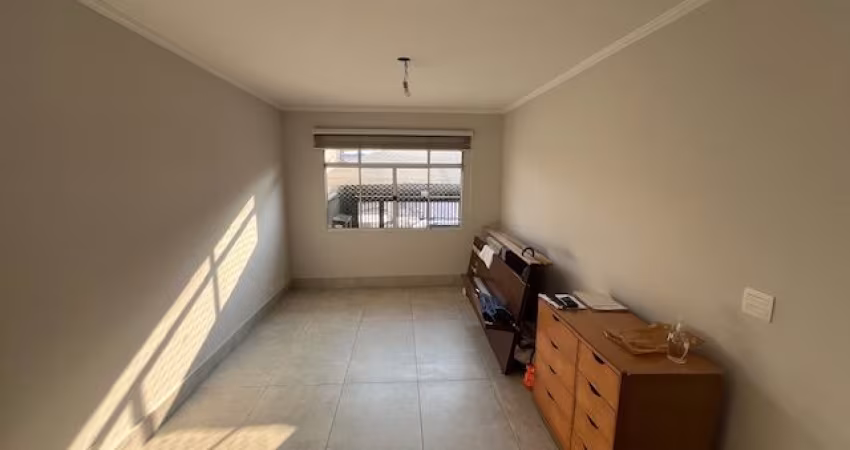 Casa Residencial Pronta para Morar no Jardim Olympia, São Paulo com 3 Suítes e Conforto Único