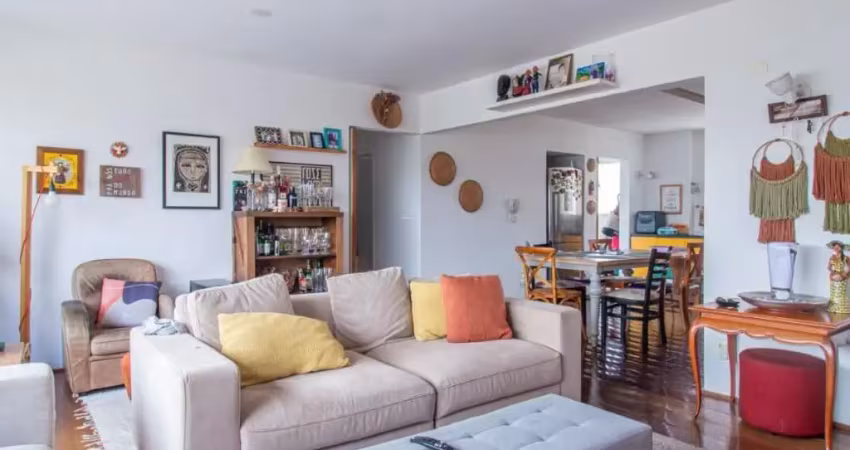 Luxuoso Apartamento Pronto para Morar em Pinheiros, São Paulo - 3 Quartos, 1 Suíte, 2 Vagas de Garagem, 115m²