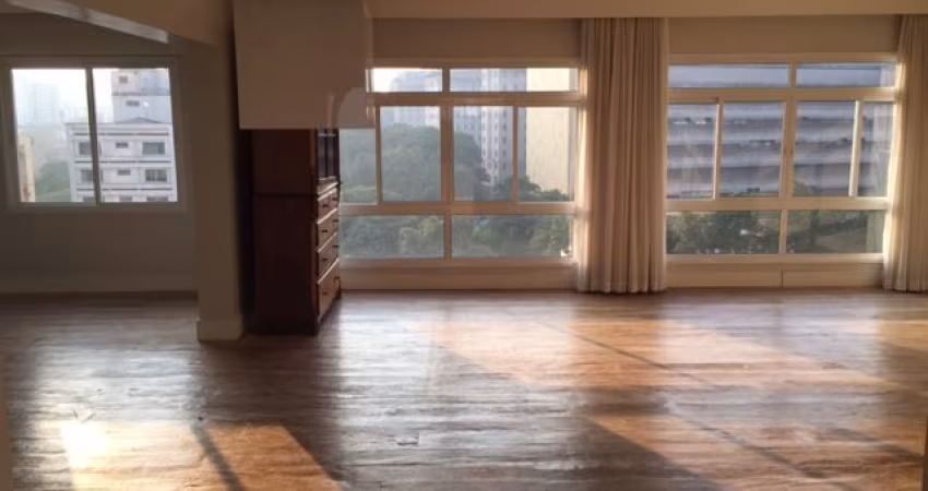 Imóvel para aluguel e venda com 172 metros quadrados com 2 quartos