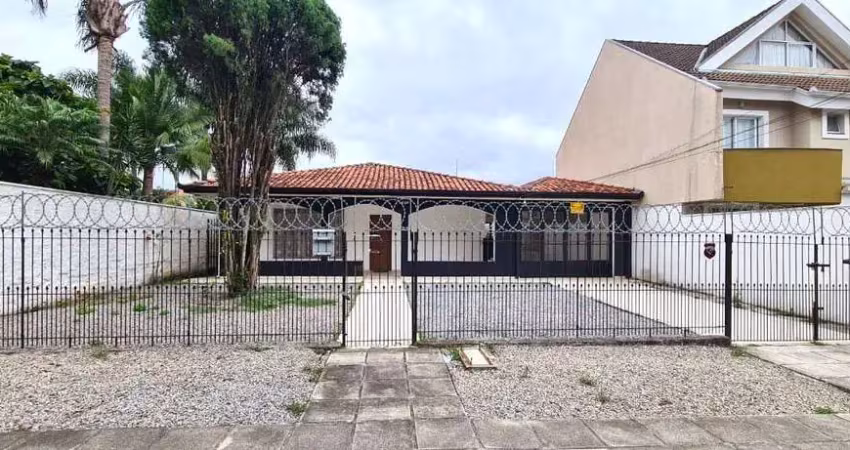 Casa Residencial para aluguel, 4 quartos, 5 vagas, Boqueirão - Curitiba/PR