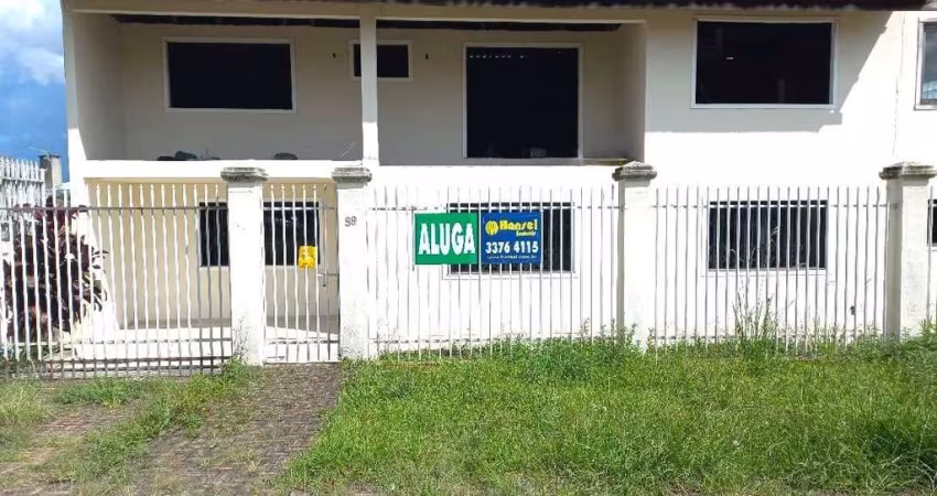 Casa Residencial para aluguel, 3 quartos, 1 suíte, 2 vagas, Xaxim - Curitiba/PR