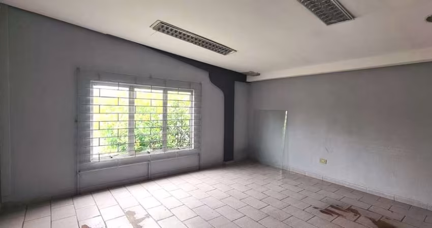 Barracão para alugar, 600.00 m2 por R$9000.00  - Boqueirao - Curitiba/PR