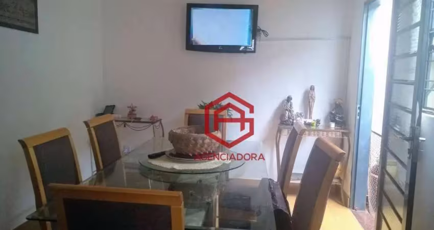 Casa com 3 dormitórios à venda, 196 m² por R$ 780.000,00 - Alto do Santana - Rio Claro/SP