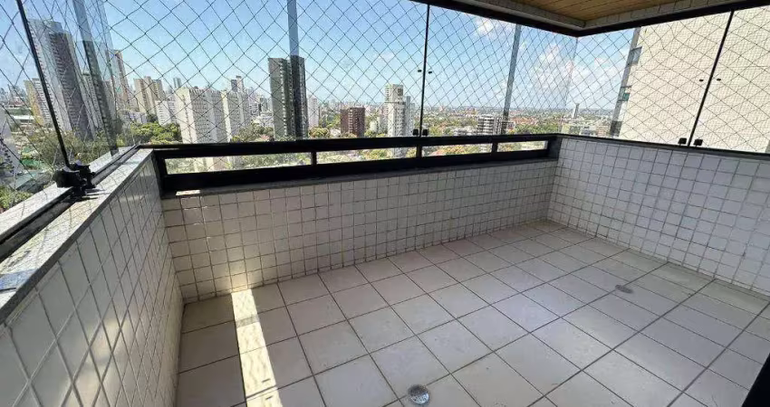 4 quartos, 2 suítes, 3 vagas, próximo da Praça de casa Forte