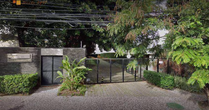 Prox Praça de Casa Forte, 2 vagas livres