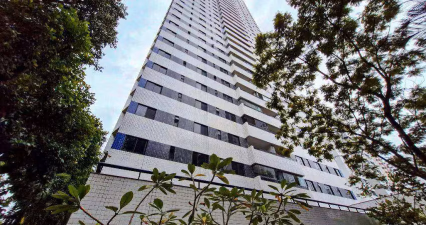 Apartamento Reformado em Casa Forte: 136m², Nascente e Ventilado