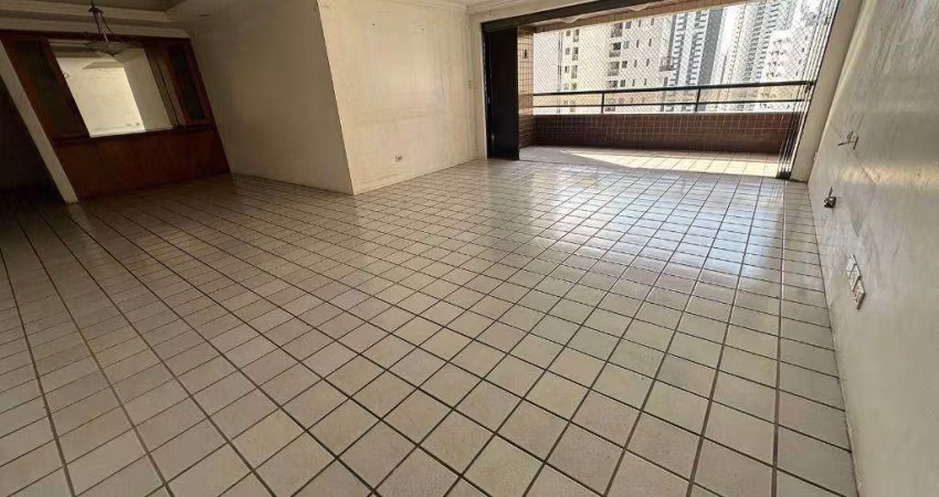 166m2, 4 quartos, 3 suítes, lavabo