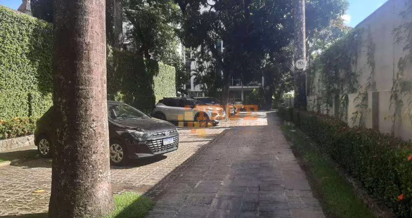 Contato   0.8.1.9.9.1.7.8.0.2.2.7    Apartamento com 3 dormitórios à venda, 107 m² por R$ 65.000 - Casa Forte - Recife/PE
