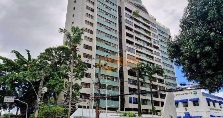 Apartamento com 4 suítes com 200m² com área de lazer em casa forte