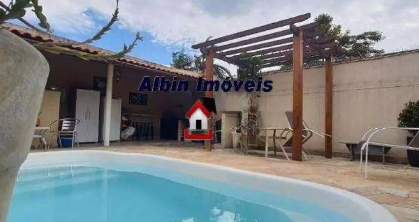 Casa para Venda em Niterói, Serra Grande, 2 dormitórios, 1 suíte, 1 banheiro, 1 vaga