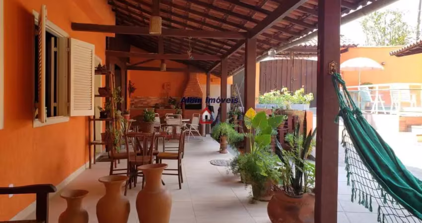 Casa para Venda em Niterói, Engenho do Mato, 3 dormitórios, 2 suítes, 4 banheiros, 2 vagas