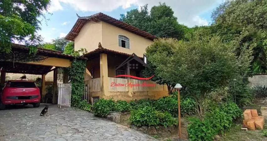 Sítio para venda - 2 quartos, 3 banheiros, 2 vagas no bairro bom sossego em ribeirão das neves/mg.