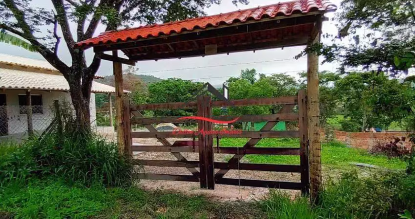 Sítio estilo fazendinha para venda no bairro resplendor/ melo viana em esmeraldas/mg.