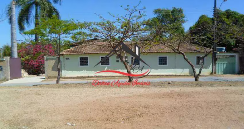 Sítio com galpão para venda - 6 quartos, 1 banheiro, vagas para 2 carros -vargem bento da costa, esmeraldas - mg