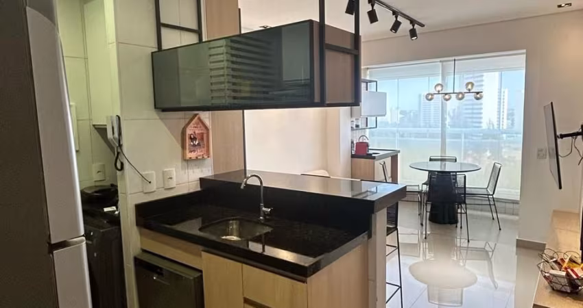 Apartamento à Venda com 2 quartos, 2 banheiros, 1 vaga e 54m² por R$ 590.000