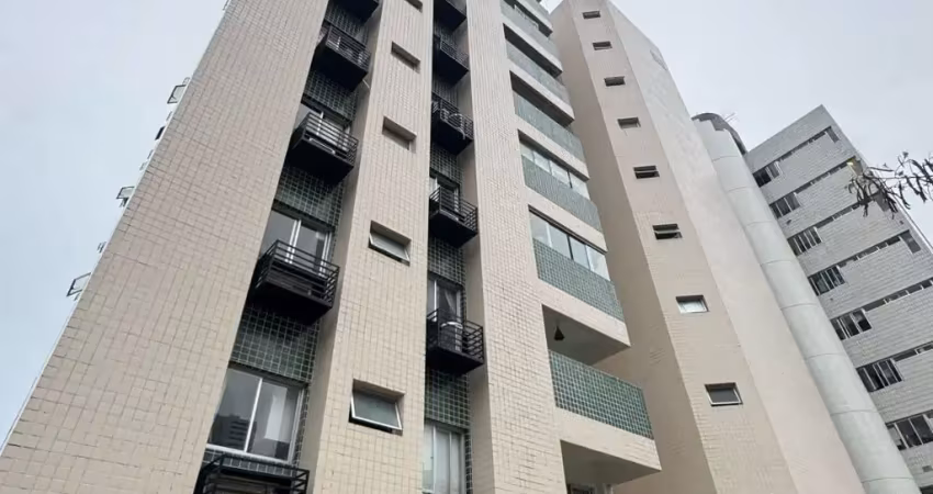 Apartamneto à venda em Boa Viagem com 3 quartos - 380.000