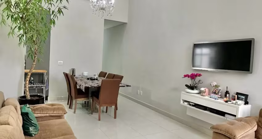 Linda casa térrea no Condomínio Milano