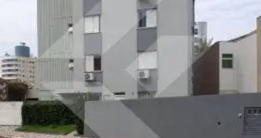 Apartamento 3 dormitorios 1 sendo suite no Bairro Vila Operaria em Itajai