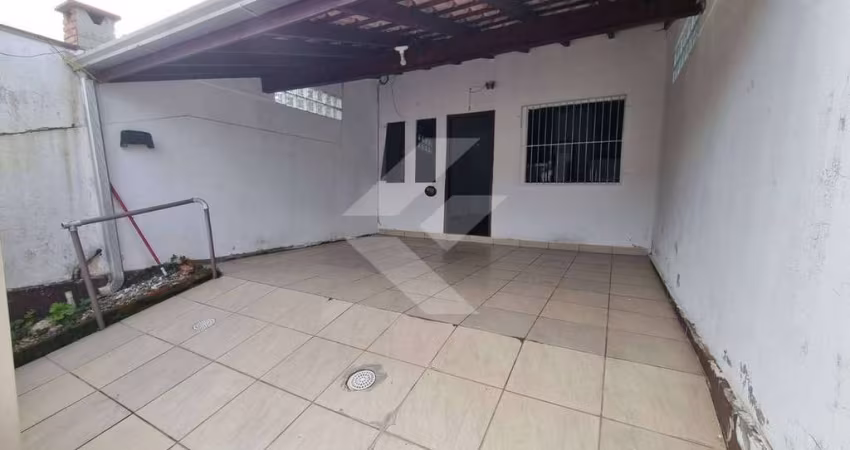 Casa com 2 Dormitorios no Santa Regina em Itajai