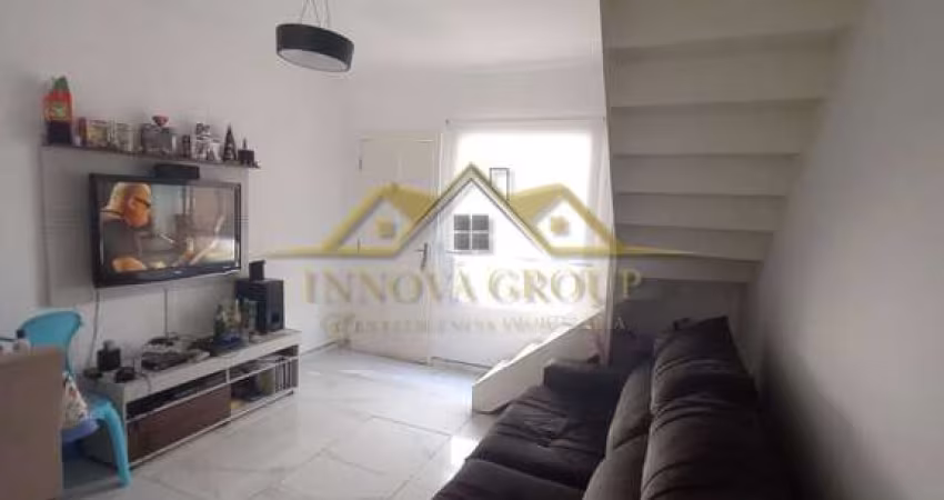 Casa de condomínio para venda com 58m² e 2 quartos.