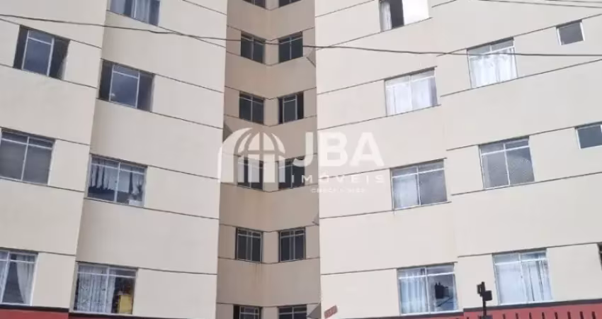 Edifício maria eugênia. seis quadras do terminal hauer, muffato, colégio adventista, bancos, farmácias, locadoras, academia.