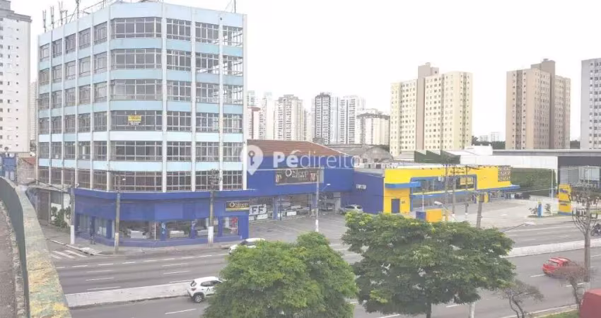 Prédio para alugar na Avalcântara Machado, 100, Belenzinho, São Paulo