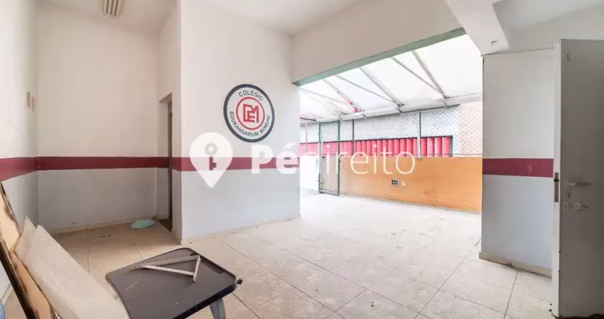 Prédio para alugar na Rua Antônio de Barros, 100, Vila Carrão, São Paulo