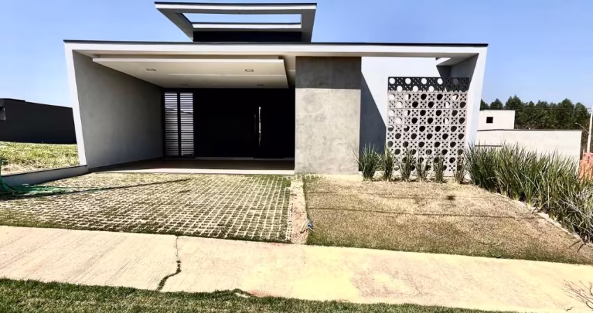 Casa à venda no Condomínio  RESERVA DA MATA EM.MOGI MIRIM SP