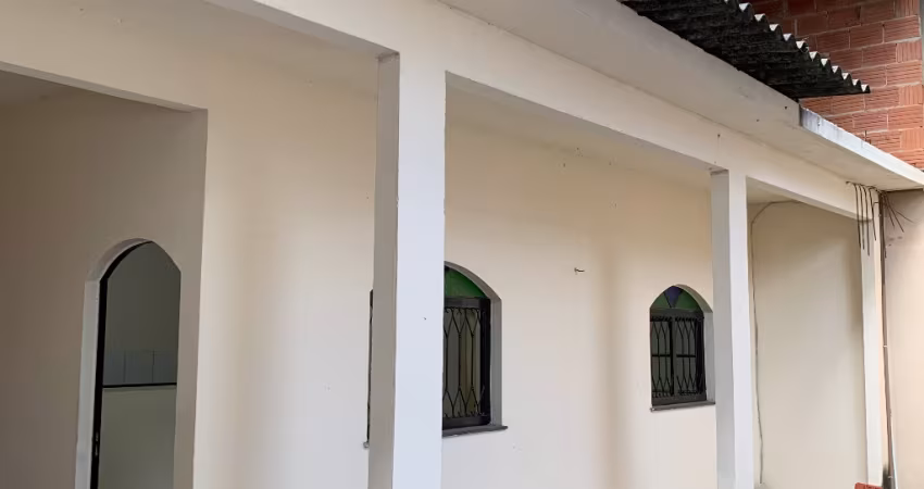 Casa à venda na Rua Coração do Magarça, 65, Guaratiba, Rio de Janeiro