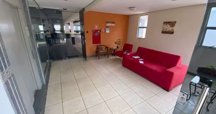 Apartamento com elevador e semi mobiliado no bairro Alvorada