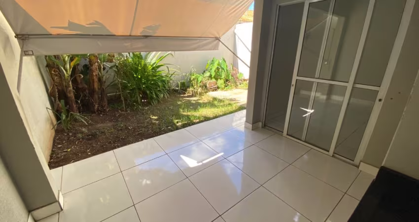 Casa com piso trocado no Condomínio Esmeralda