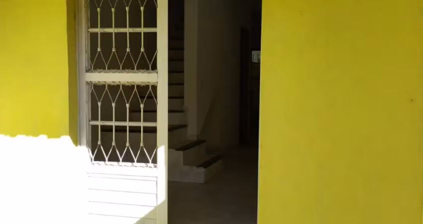 Casa com 2 quartos à venda na Rua Argeu de Almeida Soares, 2828, Galo Branco, São Gonçalo