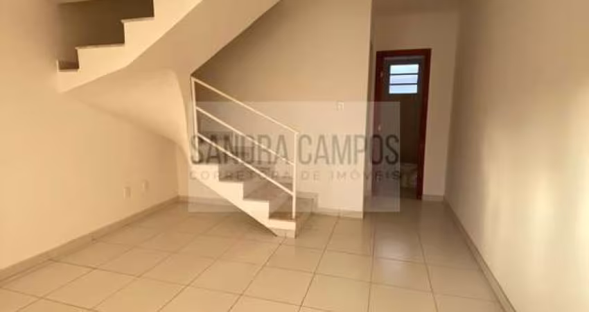 Vilage novo, em excelente localização!