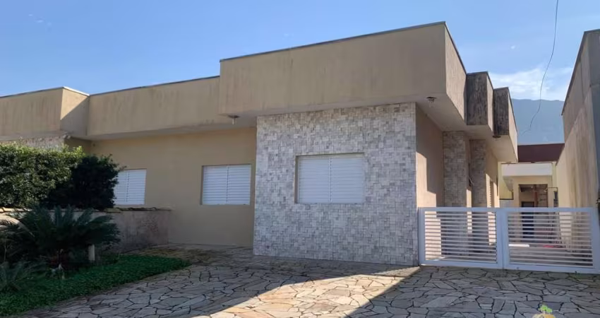 Casa em Condomínio na Morada da Praia: Imóvel à Venda em Bertioga/SP - 3 Quartos, 1 Suíte, 2 Salas, 2 Banheiros, 2 Vagas, 90m²