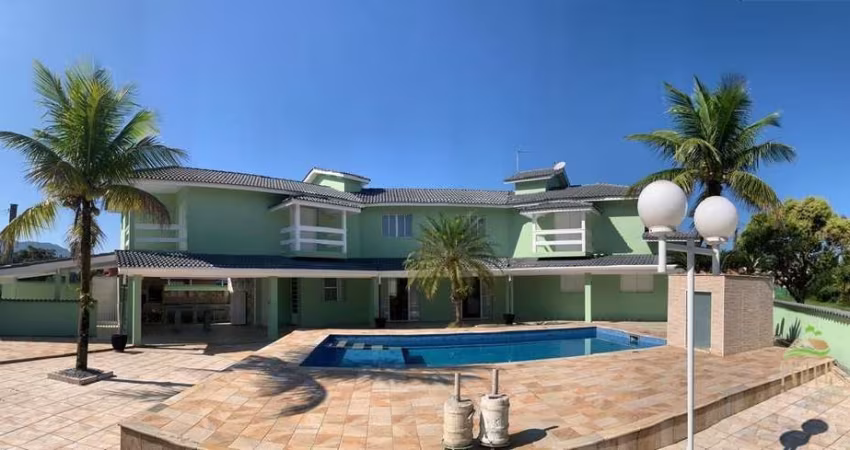 CASA  À VENDA: 5 Quartos, 5 Suítes, Piscina e Espaço Gourmet no Morada da Praia, Bertioga/SP