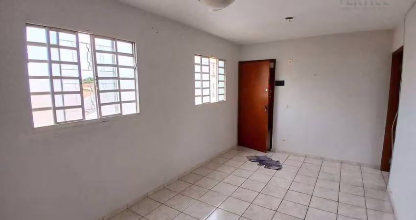 Apartamento com 3 dormitórios à venda, 75 m² por R$ 230.000,00 - Jardim Santa Lúcia - São José do Rio Preto/SP