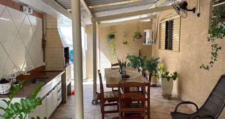 Casa com 4 dormitórios à venda, 224 m² por R$ 750.000,00 - Parque Estoril - São José do Rio Preto/SP