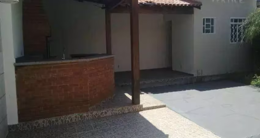 Casa com 3 dormitórios à venda, 220 m² por R$ 495.000,00 - Jardim Residencial Vetorasso - São José do Rio Preto/SP