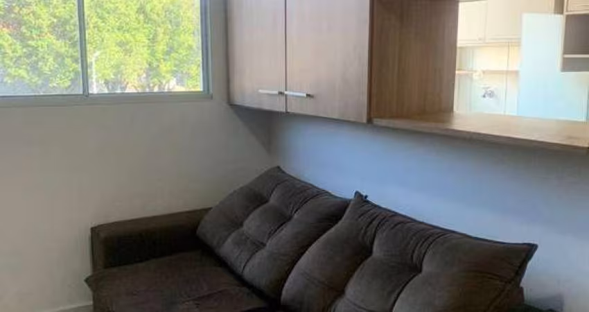 2 dormitórios com armários embutidos, 1 banheiro com box e gabinete, sala com painel, cozinha com armários e gabinete,  Condomínio completo