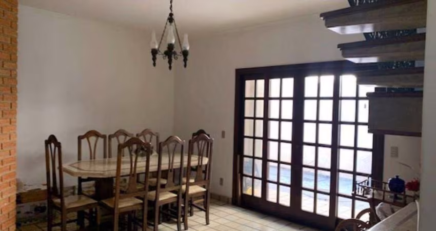 Casa com 4 dormitórios à venda, 340 m² por R$ 1.300.000 - Jardim Tarraf - São José do Rio Preto/SP