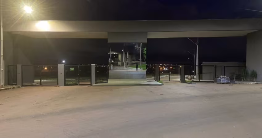 TERRENO DE ALTO PADRÃO NO CONDOMÍNIO GREN VILLAGE UVARANAS