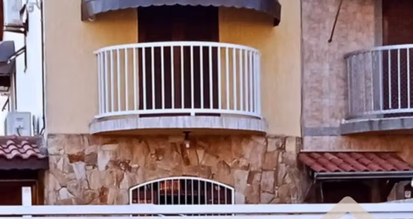 Casa com 3 quartos à venda na Rua Arthur Rodrigues Alcântara, 35, Jardim Vila Galvão, Guarulhos