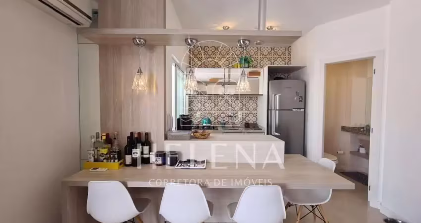 Cobertura Duplex em condomínio completo nas Gaivotas à 200m do mar