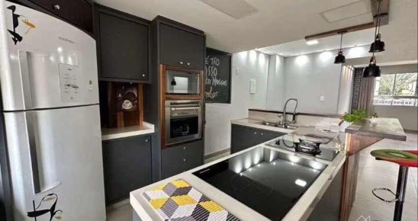 Apartamento térreo a venda em Coqueiros - Florianópolis