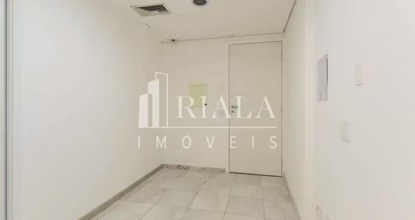 Comercial com 27 m²,  para alugar no bairro paraíso.