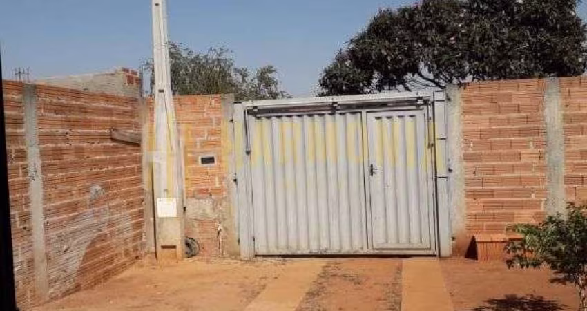 Casa a venda no bairro Santa Luiza
